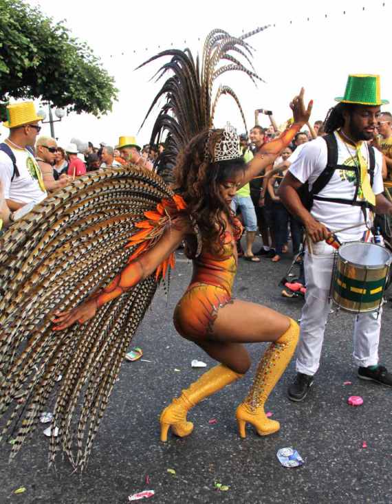 the-men-at-genevas-lake-parade019